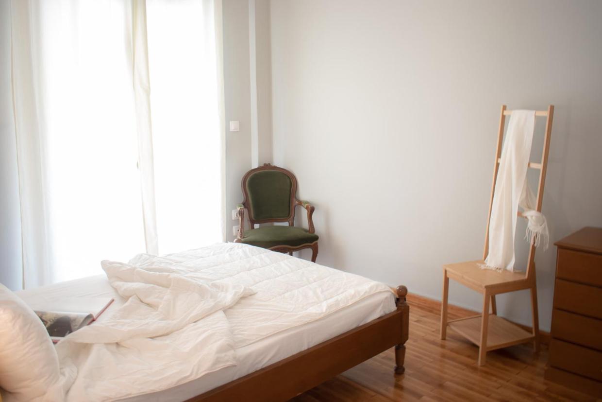 Apartment Vresthenis Атина Екстериор снимка
