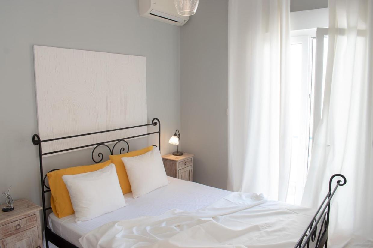 Apartment Vresthenis Атина Екстериор снимка