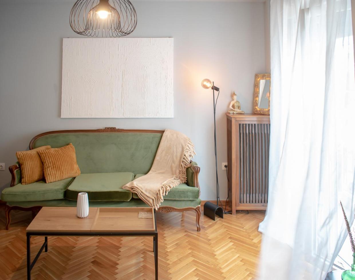 Apartment Vresthenis Атина Екстериор снимка